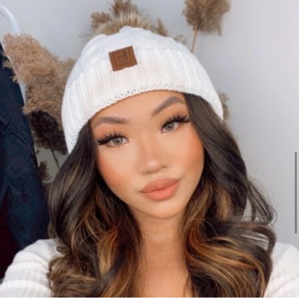 Army Green Cable Knit Pom Pom Beanie Hat - Picture 7 of 8